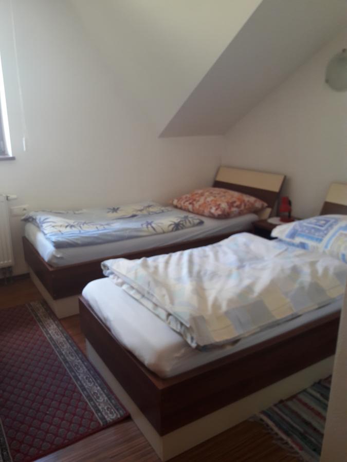 Ubytovanie na súkromí KIKA Santovka Exterior foto